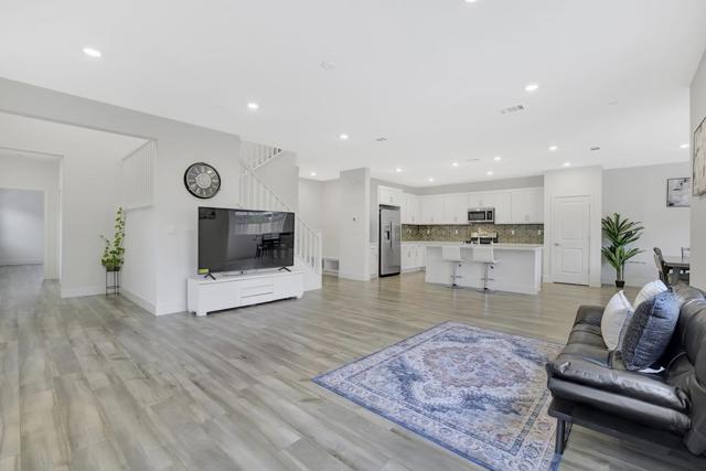 5161 Maniago Way, Antioch CA: https://media.crmls.org/mediaz/15666c25-9714-4ed2-a71c-d8e9e8d724e0.jpg