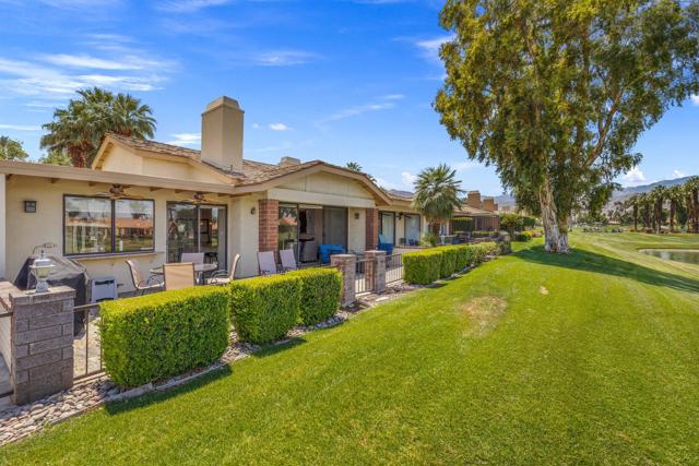 312 Castellana S, Palm Desert CA: https://media.crmls.org/mediaz/1566c0fc-3883-4014-b0f9-2adb503cabd7.jpg