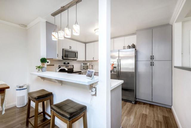 Detail Gallery Image 12 of 43 For 10250 Caminito Cuervo #15,  –,  CA 92108 - 2 Beds | 2 Baths