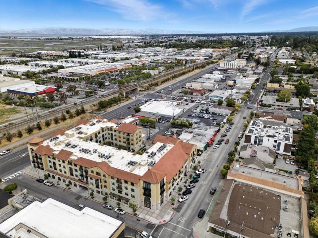 1001 Laurel Street, San Carlos CA: https://media.crmls.org/mediaz/1568c6f1-f815-402d-9924-9130138c4717.jpg