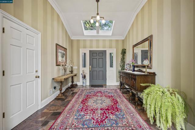 11417 Red Dog Rd, Nevada City CA: https://media.crmls.org/mediaz/156a5f18-7594-47d8-9f2f-f3ee5fa9adb4.jpg