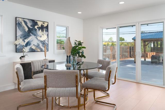 3742 Savannah Rd, Fremont CA: https://media.crmls.org/mediaz/156ae3d7-05c7-469f-b438-9be5a87115e0.jpg
