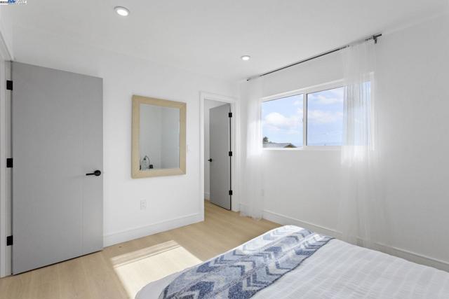 365 Monaco Ave, Union City CA: https://media.crmls.org/mediaz/156af089-be5f-414e-8a33-8e731771d034.jpg