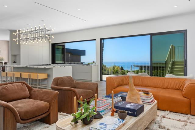 Detail Gallery Image 9 of 44 For 1506 Summit Ave, Cardiff By The Sea,  CA 92007 - 4 Beds | 3/1 Baths