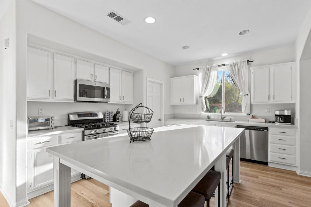 MLS #219139291DA image #6