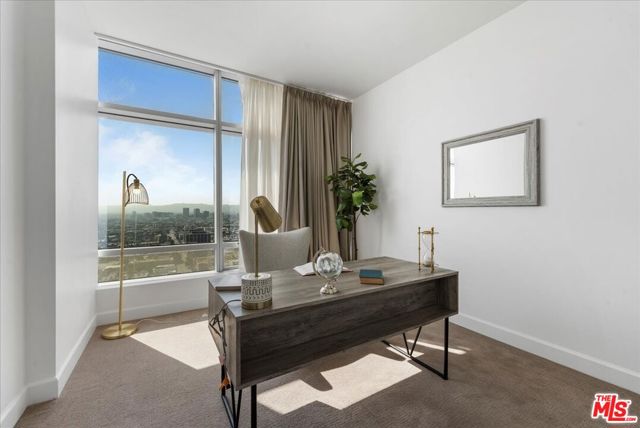 900 W Olympic Boulevard, Los Angeles CA: https://media.crmls.org/mediaz/156d6941-2337-4706-ac0c-5d3903f23850.jpg