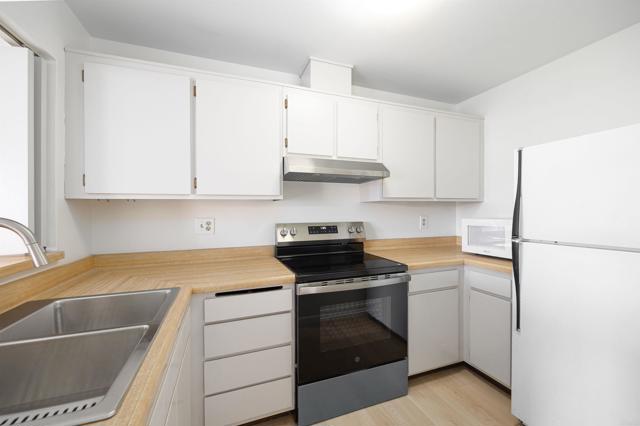 Photo #8: PTP2502648 Listing: Photo #8