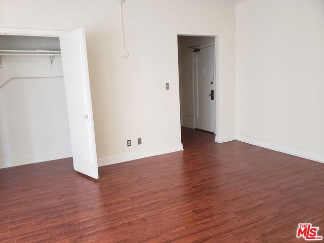 570 N ROSSMORE Avenue, Los Angeles CA: https://media.crmls.org/mediaz/156db04a-4b21-47d4-a484-490f31171692.jpg