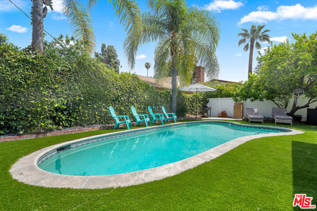12423 Martha Street photo 1