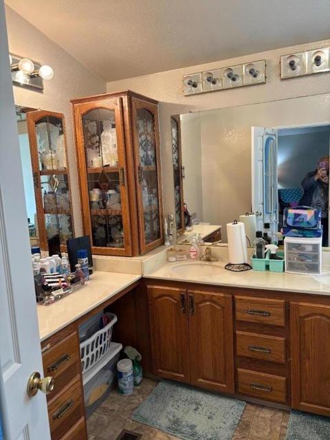 1225 Vienna, Sunnyvale CA: https://media.crmls.org/mediaz/156fceb3-9c2e-439e-aea1-27858f4143e9.jpg