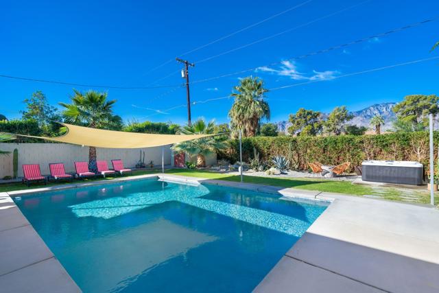 2015 Lawrence Street, Palm Springs, CA 92264
