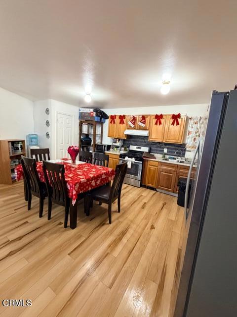 Detail Gallery Image 20 of 23 For 1928 San Benito St, Oxnard,  CA 93033 - 6 Beds | 4 Baths