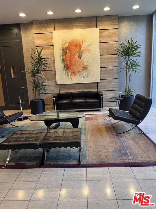 800 W 1st Street, Los Angeles CA: https://media.crmls.org/mediaz/15723d65-350c-48fa-8e9e-032ef9d8ddfa.jpg