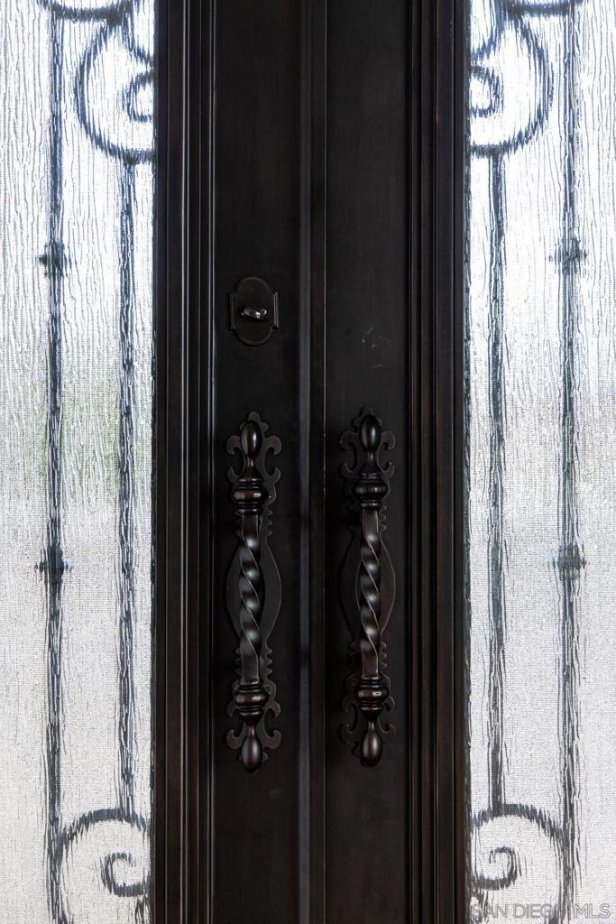 1092 Evergreen Street - photo 5