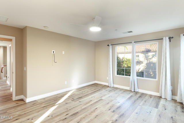 Detail Gallery Image 22 of 27 For 636 Ibiza Ln, Oxnard,  CA 93035 - 3 Beds | 2/1 Baths