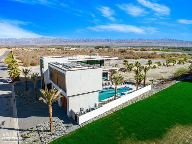 61006 Watkins Glen Dr, Thermal CA: https://media.crmls.org/mediaz/15735948-f60f-462b-a39c-a112d69a9123.jpg