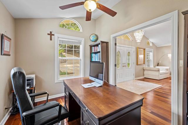 17480 Hoot Owl Way, Morgan Hill CA: https://media.crmls.org/mediaz/157367dd-630a-4e71-b003-e5f3b0d1cbc7.jpg