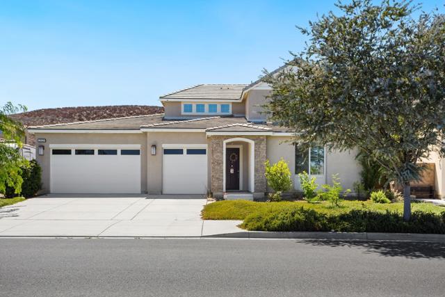 Image 1 of 36 For 31129 Quarter Horse Way
