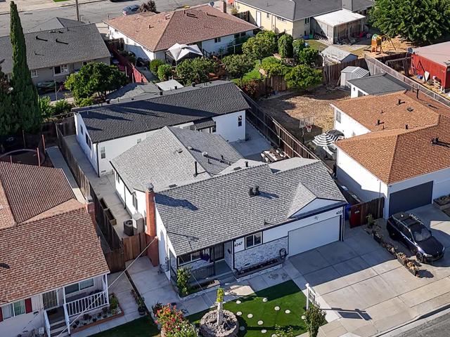 4547 Cerritos Avenue, Fremont CA: https://media.crmls.org/mediaz/157535be-600d-4ee4-97cc-34fbe39fdedd.jpg