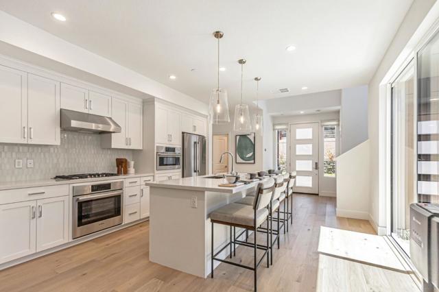 13124 Sepulveda Circle, Los Gatos CA: https://media.crmls.org/mediaz/157572a7-4536-4f43-b89f-95b6c9496030.jpg