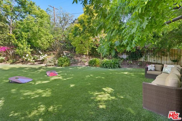 17710 Karen Drive, Encino CA: https://media.crmls.org/mediaz/15764a83-c596-4fa2-9086-2f730f355941.jpg