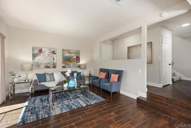 6 Cape Cod, Irvine CA: https://media.crmls.org/mediaz/15776612-4755-4f1d-b24e-a0691c88a788.jpg