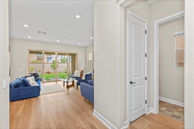 Detail Gallery Image 5 of 42 For 597 Middlebrook Rd, San Marcos,  CA 92078 - 5 Beds | 4/1 Baths