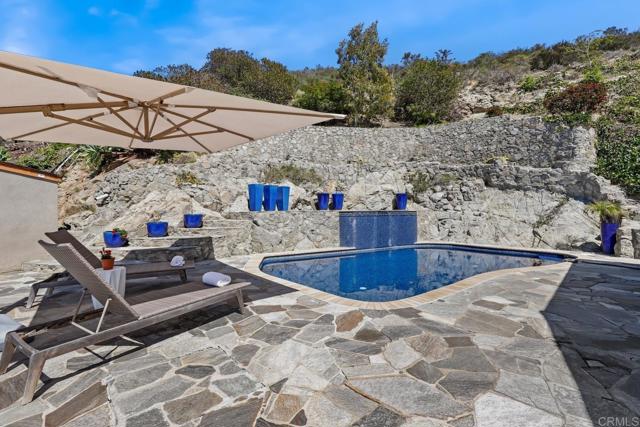 3698 Camino De Las Lomas, Vista CA: https://media.crmls.org/mediaz/1578c5e1-b97e-4462-9221-cc1aff0b086b.jpg