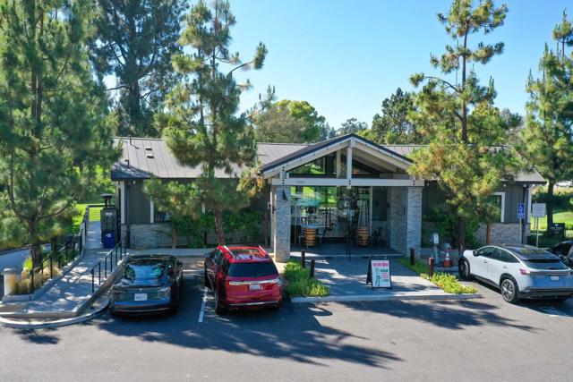 1523 Camino Linda Drive, San Marcos CA: https://media.crmls.org/mediaz/1579ca9c-99d8-4746-b34c-0f06f90b43c0.jpg