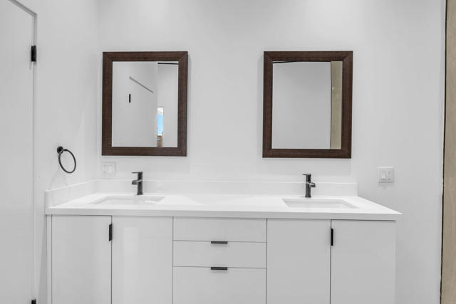 41265 Lakeshore Boulevard, Aguanga CA: https://media.crmls.org/mediaz/157b2728-69af-40a5-8b2b-a165b486415d.jpg