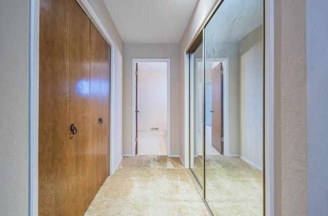 1007 Driftwood Place, Salinas CA: https://media.crmls.org/mediaz/157bcafd-fc17-4b63-8285-8e8c6602bbce.jpg