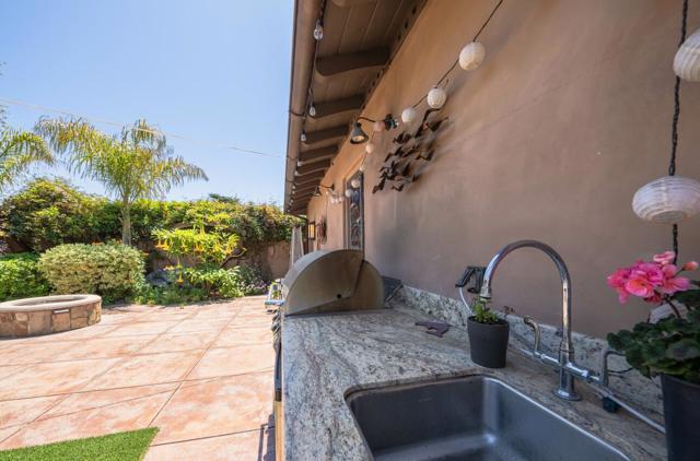 3 Playa Boulevard, Watsonville CA: https://media.crmls.org/mediaz/157d3d76-2a5e-437b-9e49-75e6a8f92902.jpg