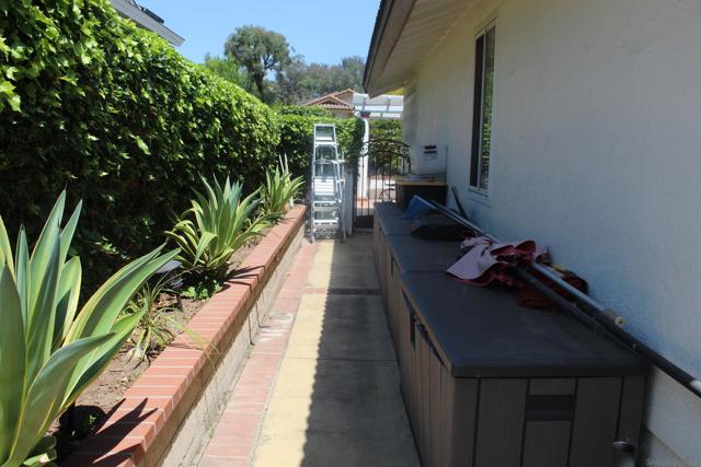 2084 Wind River Road, El Cajon CA: https://media.crmls.org/mediaz/157d4ba2-7d9b-40d1-9ba2-021af673adbe.jpg