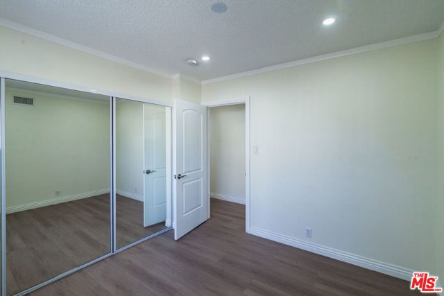 8646 Corbin Avenue, Northridge CA: https://media.crmls.org/mediaz/157e7228-b24c-4a79-87fb-62f9a7ccb4f3.jpg