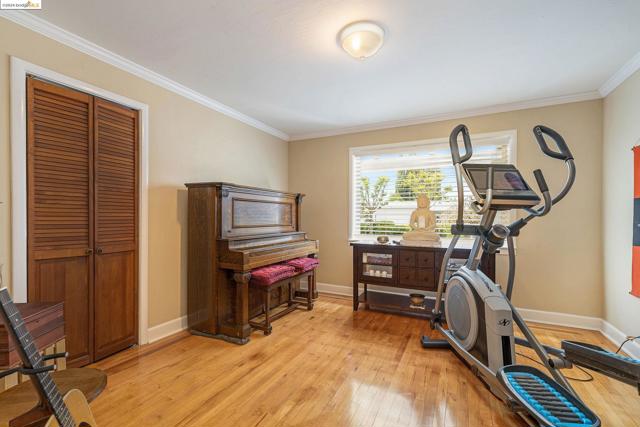 Image 15 of 60 For 1223 Hillcrest