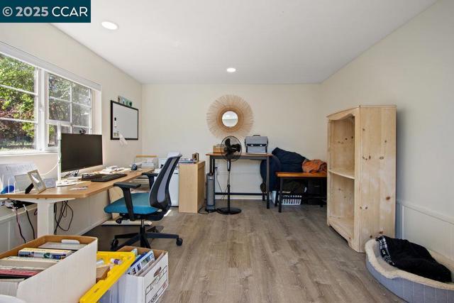 66 Del Hambre Cir, Walnut Creek CA: https://media.crmls.org/mediaz/157f23c8-dd01-4c43-8c86-cc9646cc4f05.jpg
