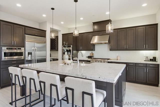 Image 12 of 48 For 6682 Elegante Way