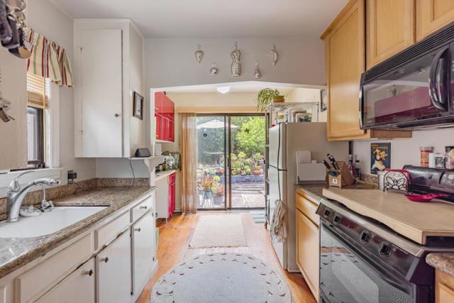 154 San Benito Road, Brisbane CA: https://media.crmls.org/mediaz/157f77a4-2a4c-44aa-8db0-a14fa38815d5.jpg