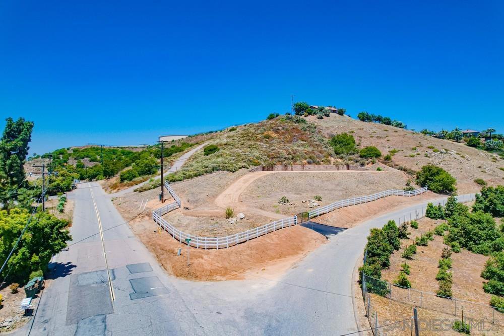 MLS #250032615SD img 52