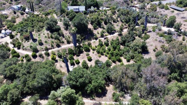 39182 Daily Road, Fallbrook CA: https://media.crmls.org/mediaz/1581602a-0c8b-446f-863c-87e316823ec6.jpg