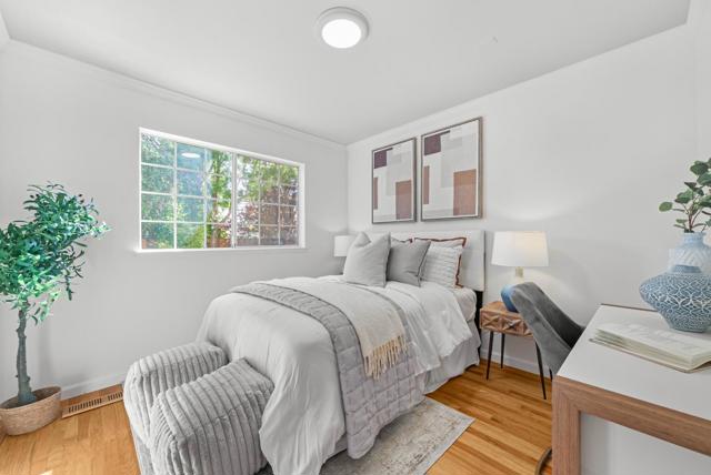 1416 S Mary Avenue, Sunnyvale CA: https://media.crmls.org/mediaz/15829b9e-8cc2-4766-9728-1cc49f66a773.jpg