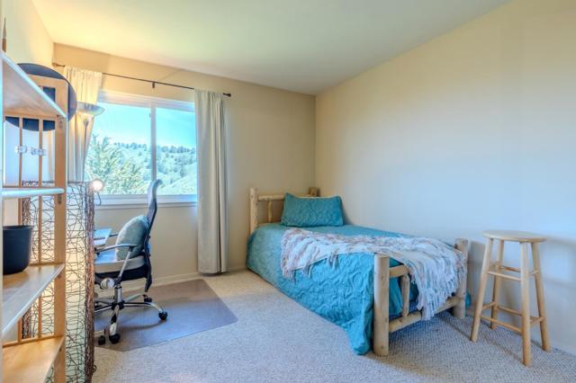 945 Fassler Avenue, Pacifica CA: https://media.crmls.org/mediaz/158376ff-ad15-4a93-8e33-e335e95030bd.jpg