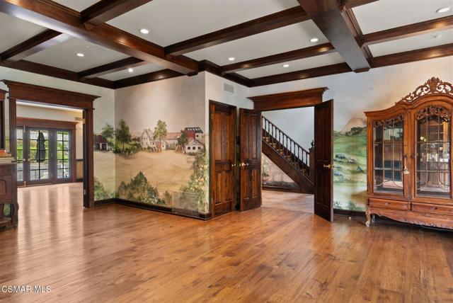 1561 Lookout Drive, Agoura Hills CA: https://media.crmls.org/mediaz/15853811-dca0-4fea-a66d-5f83b8b2e9de.jpg