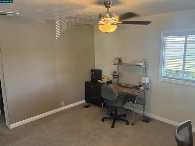 261 Tanbor Way, Pacheco CA: https://media.crmls.org/mediaz/1585816b-58de-4b33-80b4-0b82482b3b44.jpg