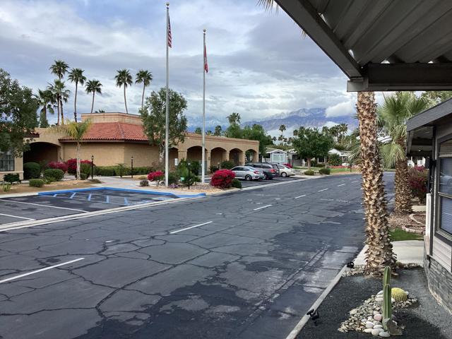 69801 Ramon Road, Cathedral City CA: https://media.crmls.org/mediaz/1585fada-aaf3-44a5-94f8-1e8e0ca6bdfe.jpg