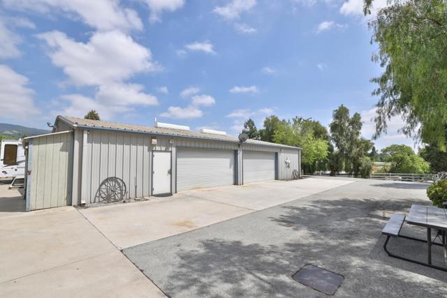 2017 Gypsy Avenue, San Martin CA: https://media.crmls.org/mediaz/1585fb7d-4209-459c-9277-3ba79c0a188b.jpg