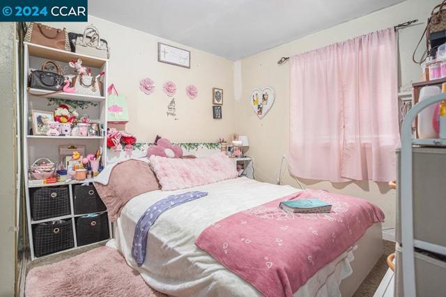 Image 27 of 37 For 637 43rd Street