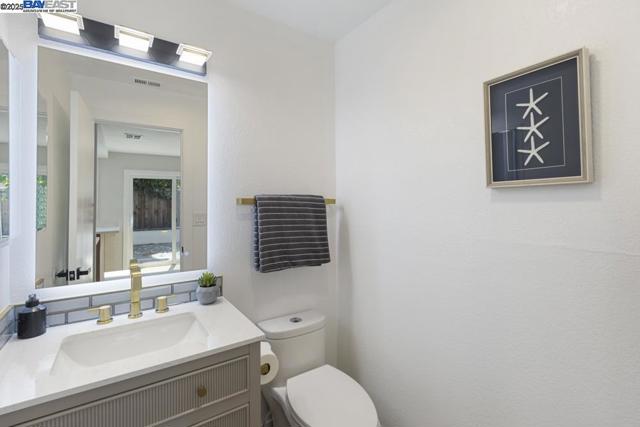 1656 Briarcrest Ct, San Jose CA: https://media.crmls.org/mediaz/1586843b-37c0-4acf-b7ac-7e515ec9ab79.jpg