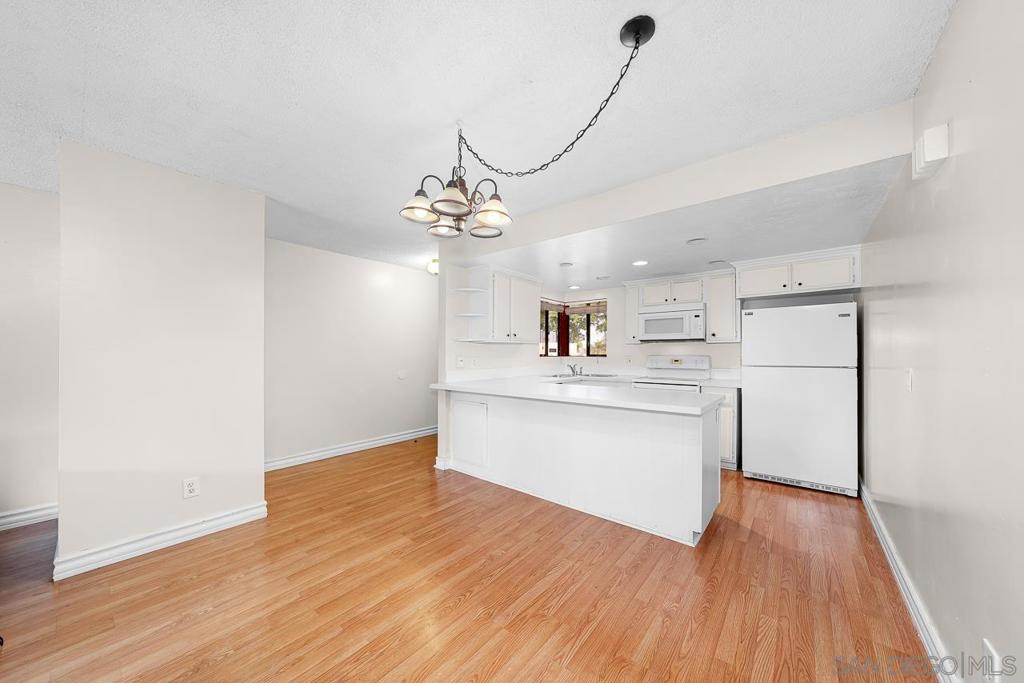1257 Grand Ave - photo 6