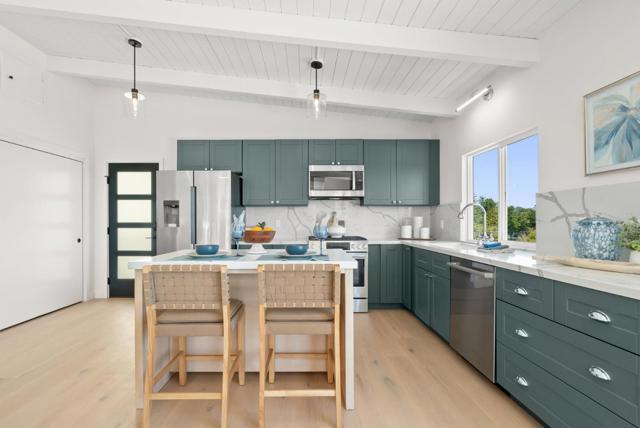 105 Vista Mar Court, Aptos CA: https://media.crmls.org/mediaz/1587b38e-f771-4777-a16d-9fe69ad34ccd.jpg